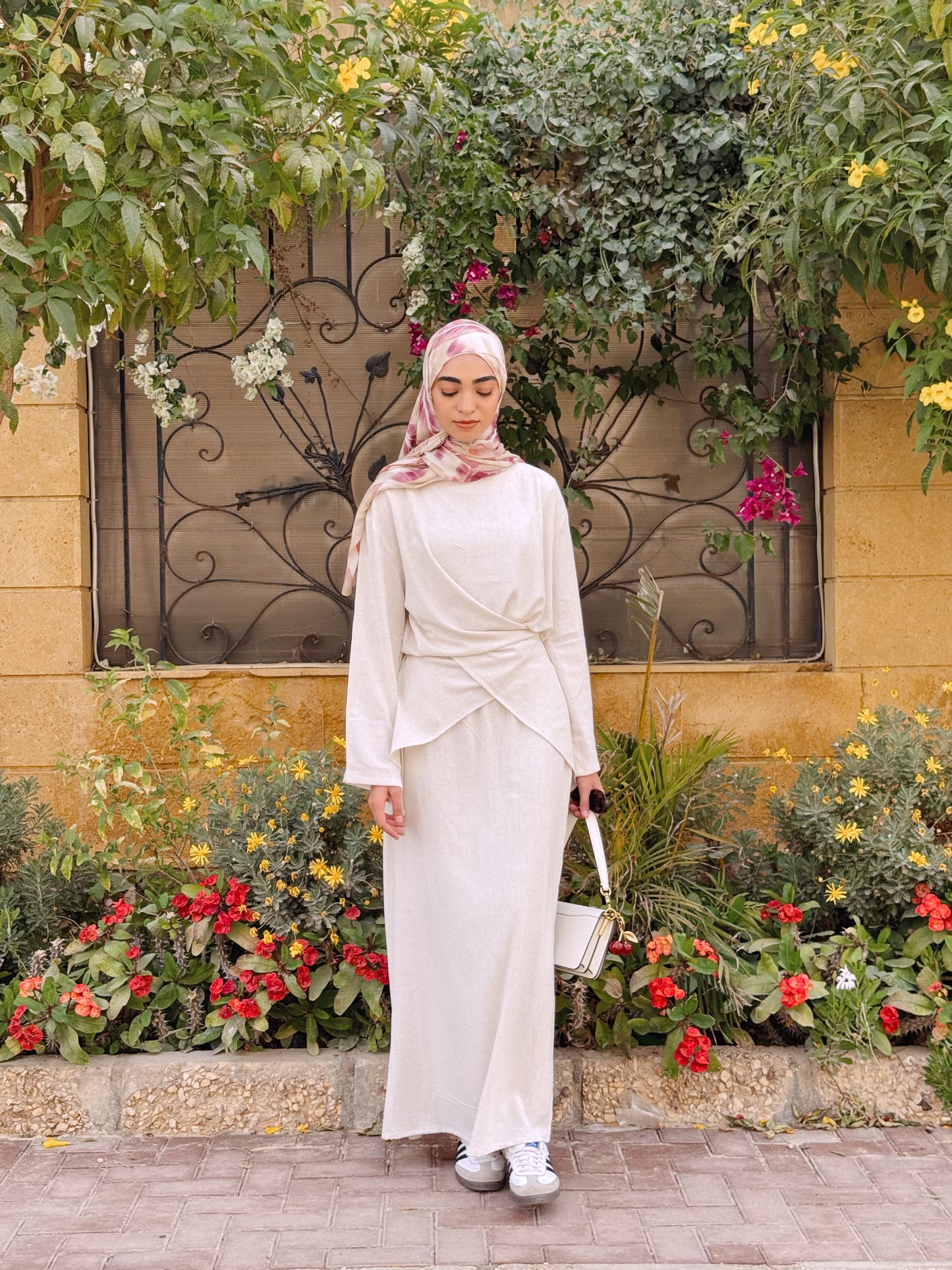 Ghalia set