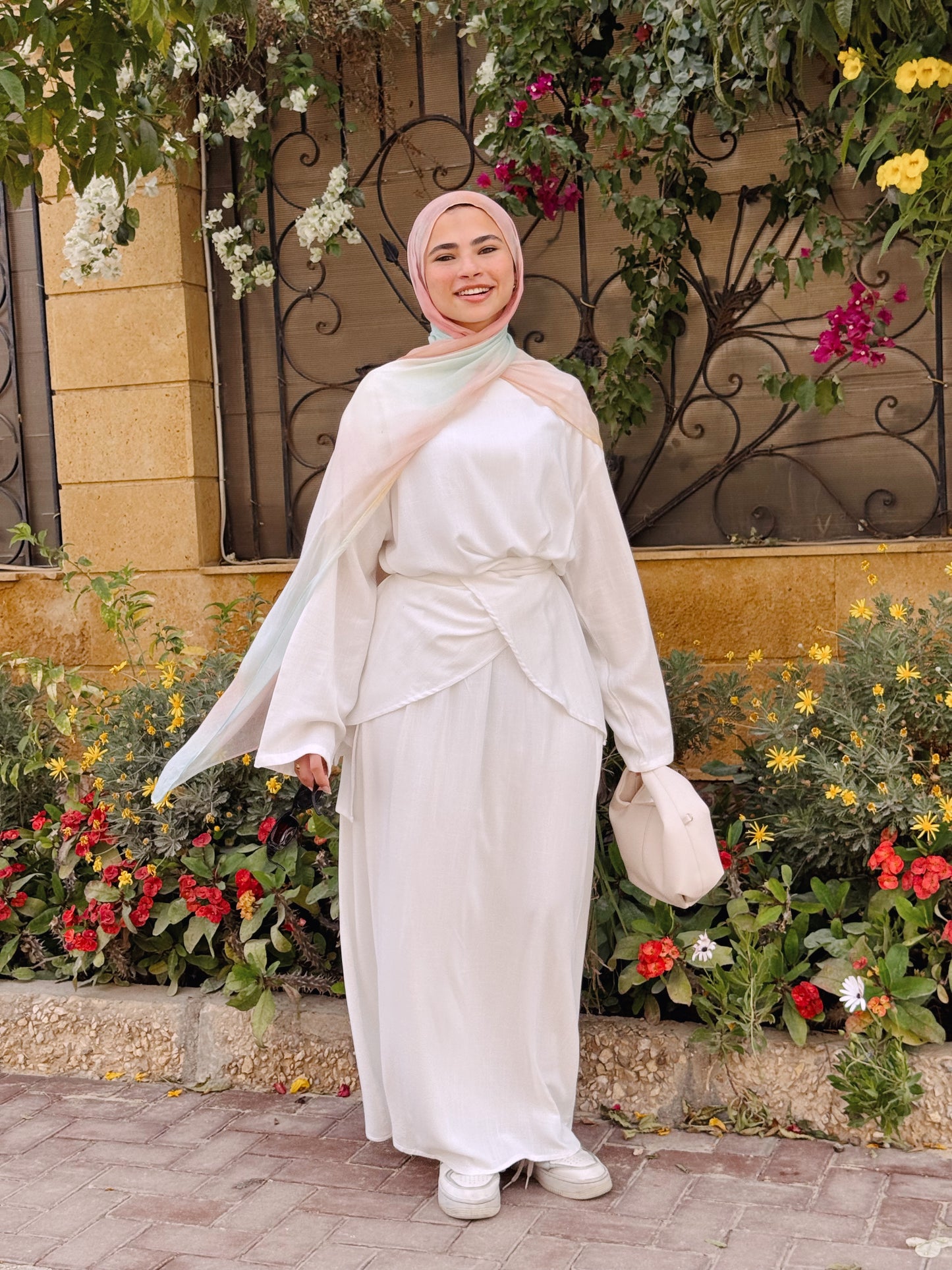 Ghalia set