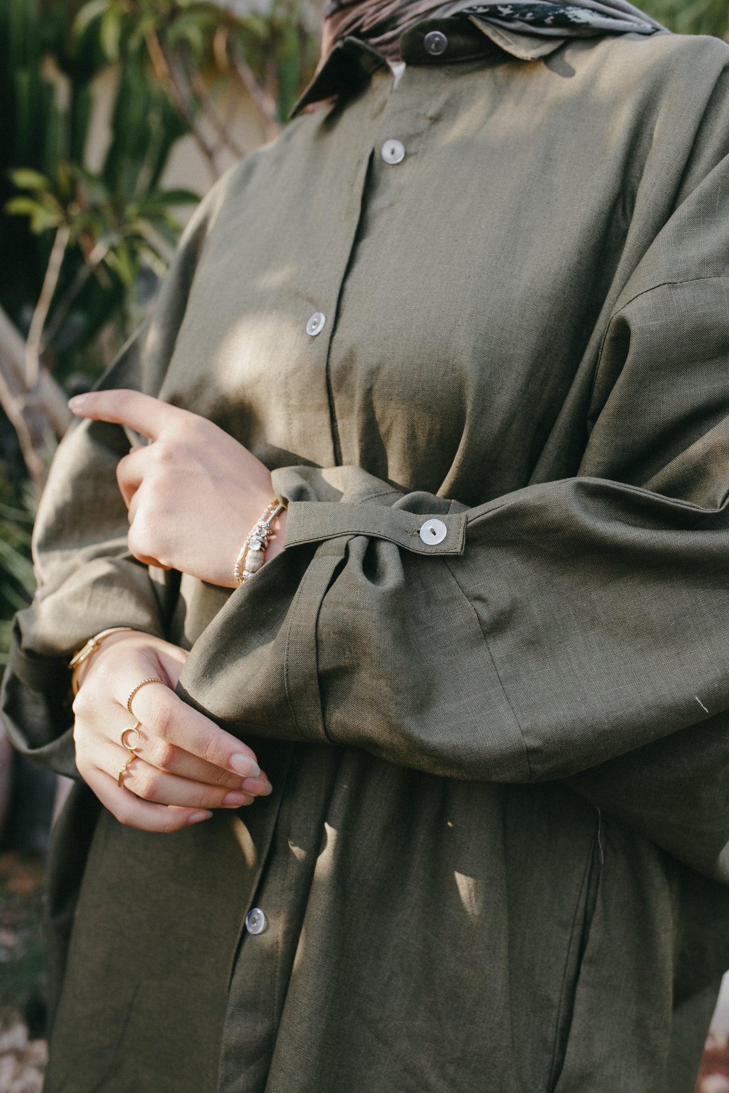 The everyday linen shirt