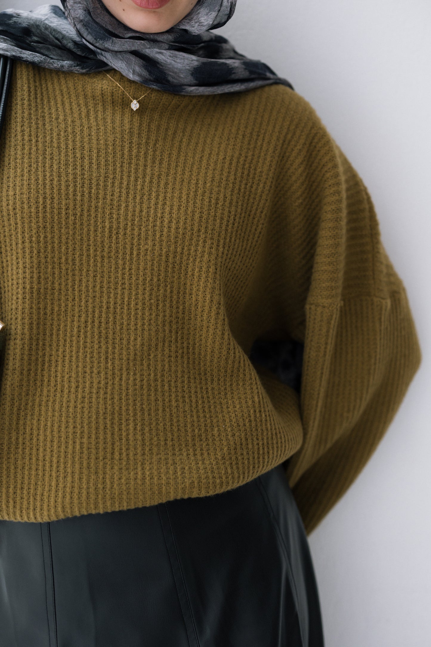 Knitted pullover 🧶