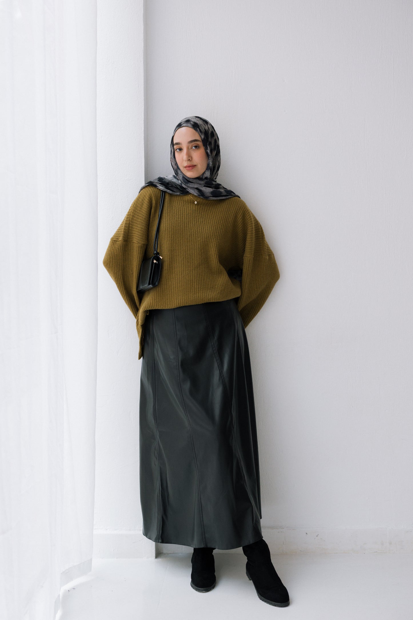 Knitted pullover 🧶